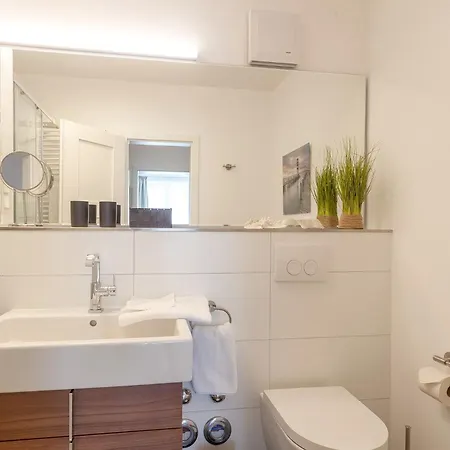 Strandidyll Pier25 N1 * Binz